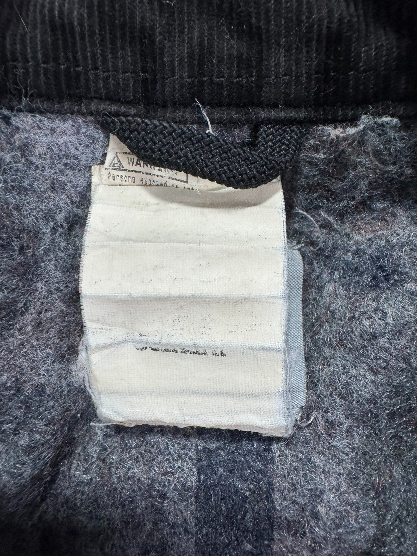 Vintage Distressed Carhartt J001 BLK Blanket Lined Detroit Jacket Made in Mexico - L