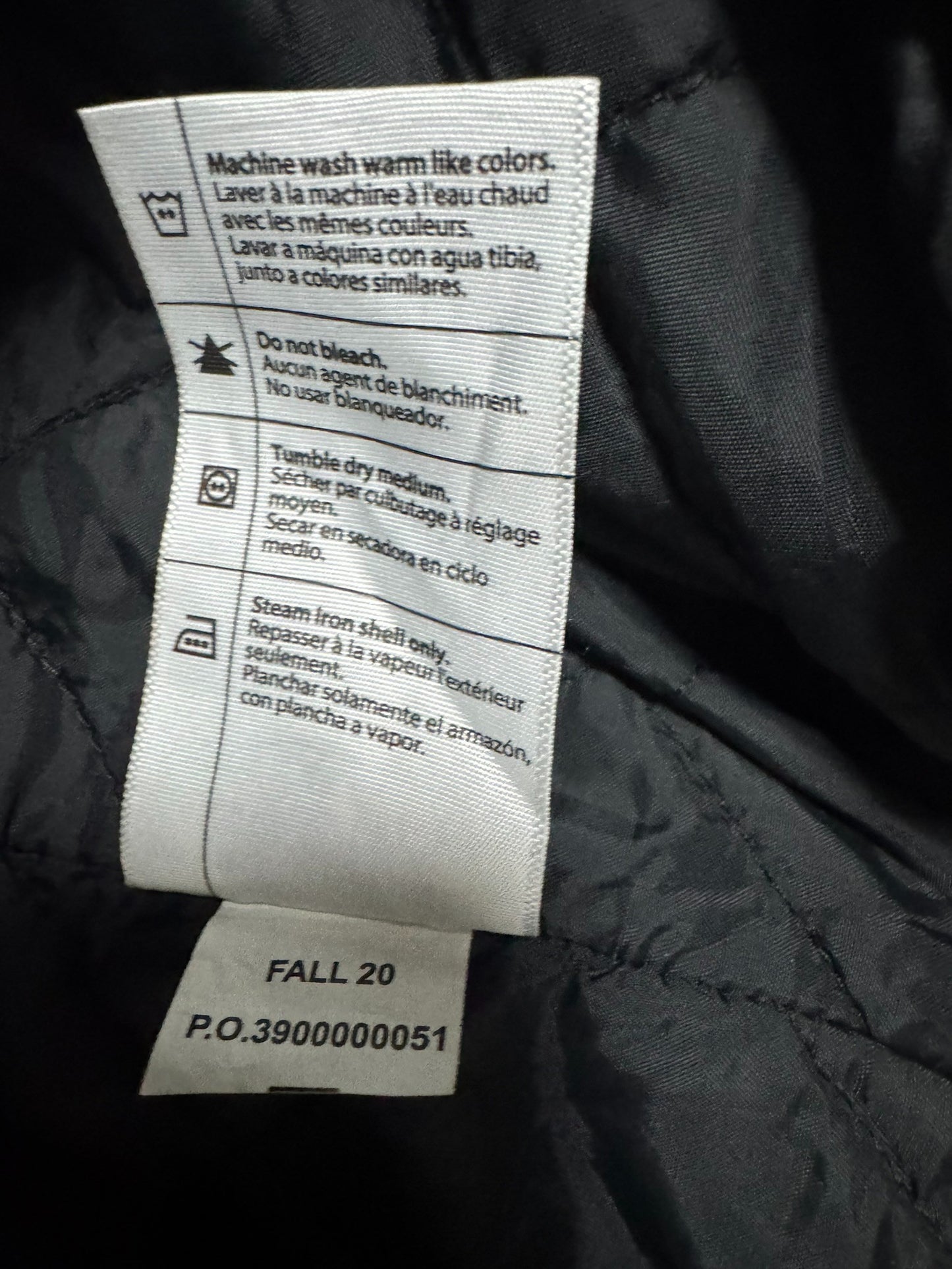 Carhartt J130 3M Thinsulate Insulated Black Quilted Active Jacket - L