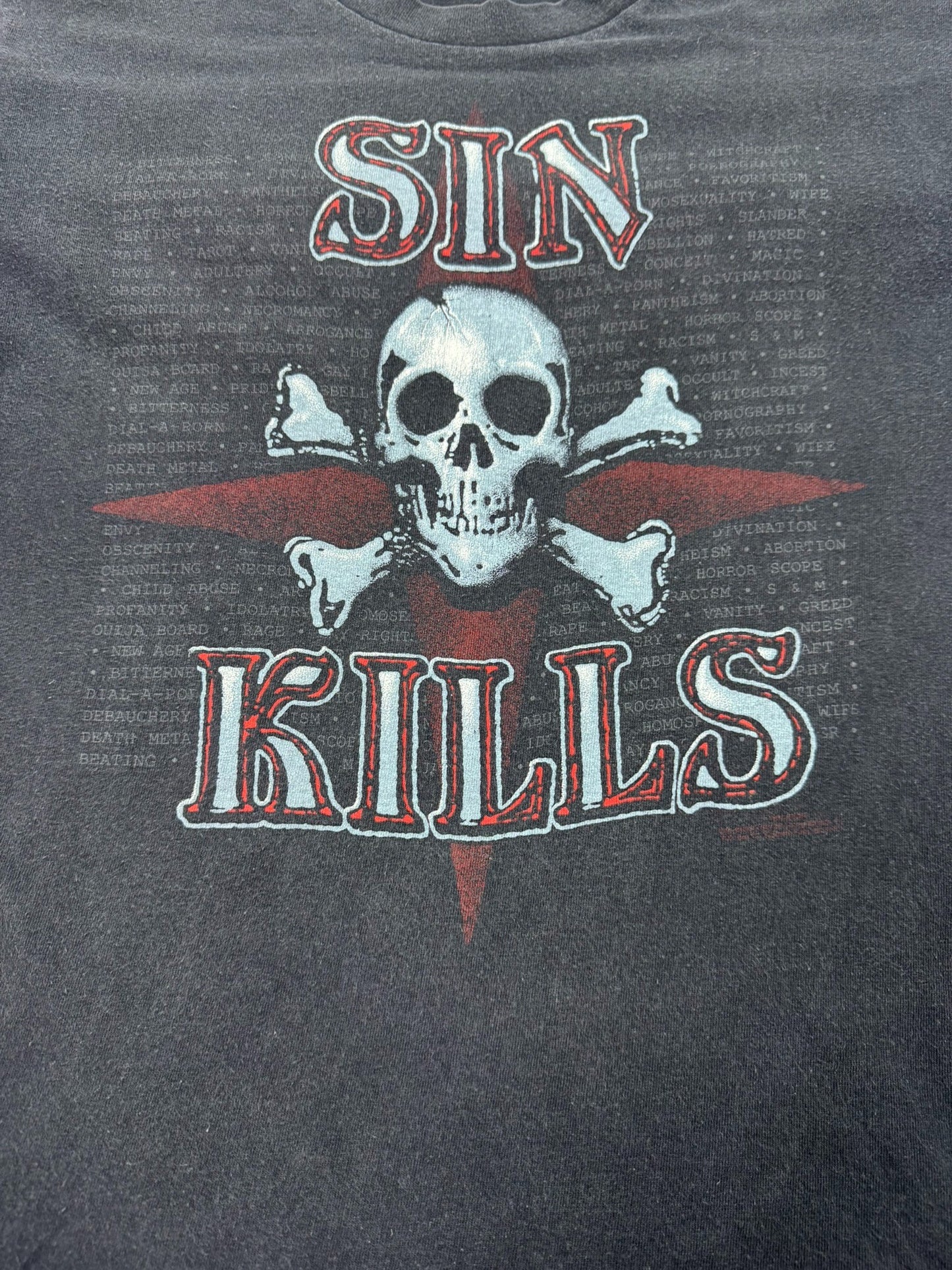 Fader Vintage Living Epistles “Sin Kills / Power in the Blood” Single Stitch Jesus Tee (L)