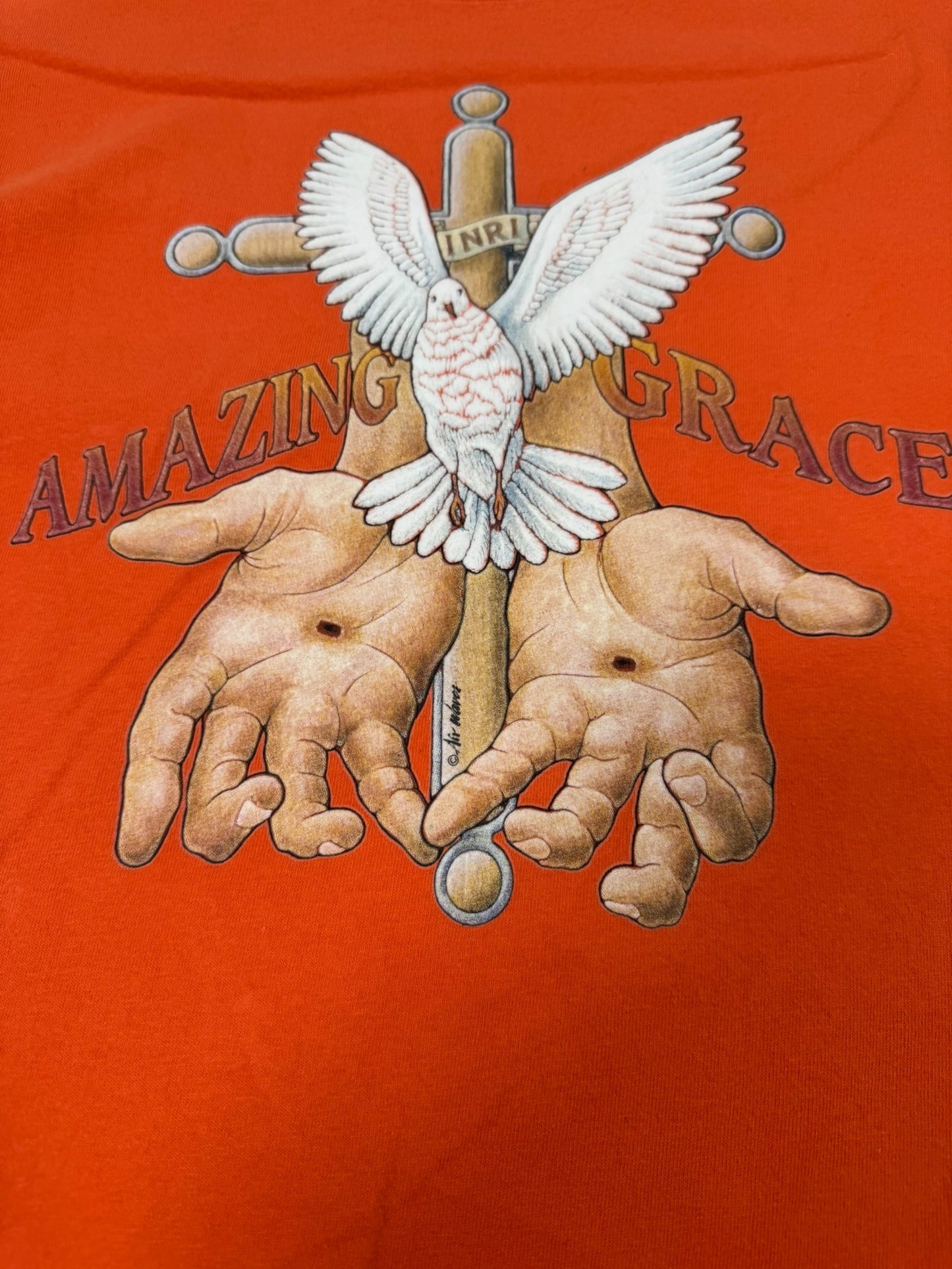 Vintage Amazing Grace Jesus Hands Jesus Tee (L)